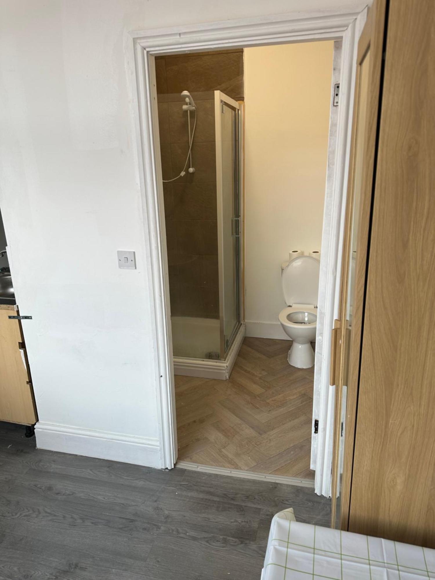 30 County Road Guest house *